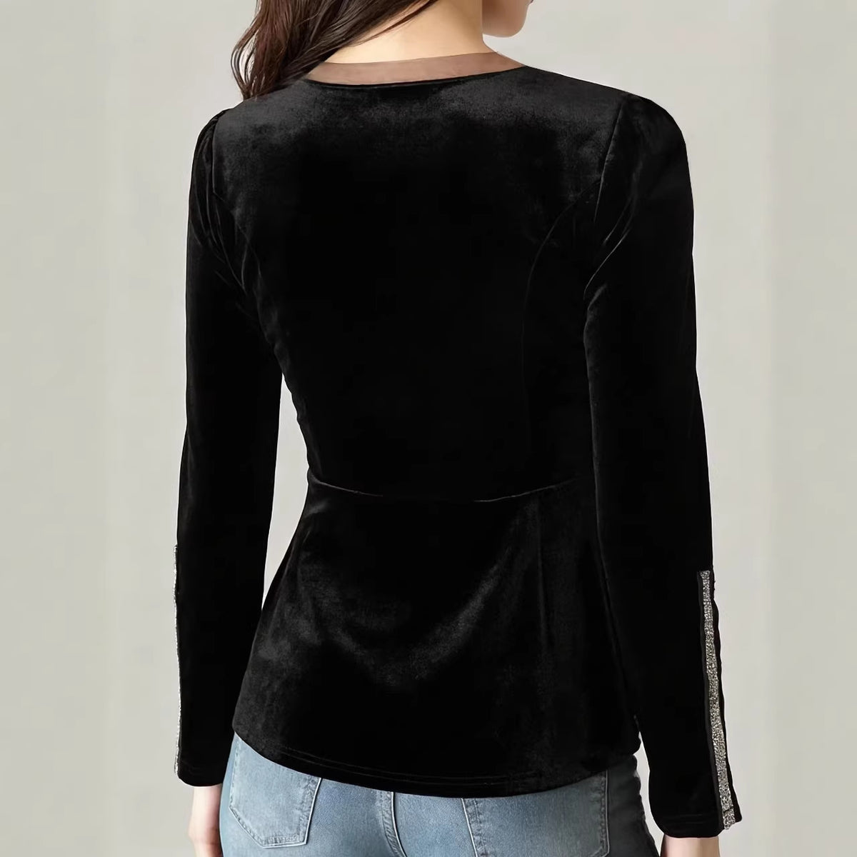 Black V-neck Figure-hugging Cinched-waist Velvet Top With Long Sleeves For Women