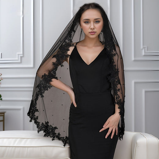 Exquisite Lace Black Veil Pearl Bridal Veil