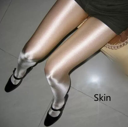 Seamless Crotchless Oil-soaked Stockings Glossy Aurora-like Seamless Apple-shaped Buttock Stockings