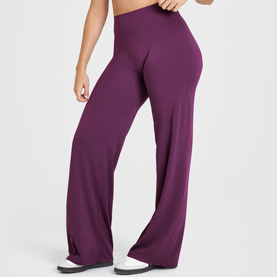 Loose Straight-leg Yoga Pants That Create A Slimming High-waisted Look