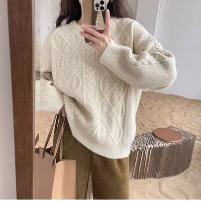 Thickened Relaxed-fit Cable-knit Crew-neck Sweater That Flatters Your