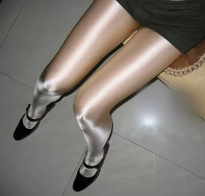 Seamless Crotchless Oil-soaked Stockings Glossy Aurora-like Seamless Apple-shaped Buttock Stockings