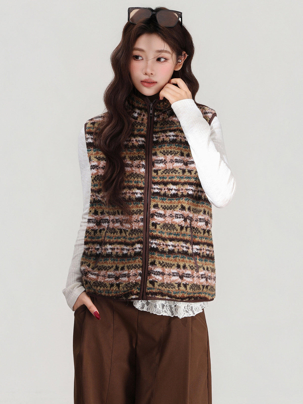 Retro Stand-collar Lamb Wool Vest Women's Cardigan Jacket For Autumn And Winter Layering