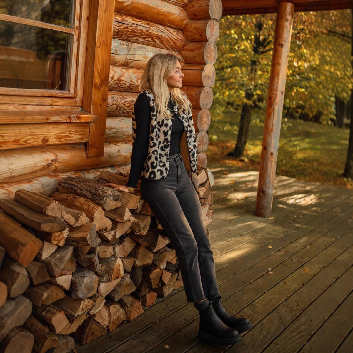 Elegant Leopard Fur Vest For Women