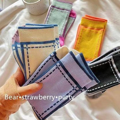 Women's Colorful Mid-calf Socks With Color-blocking Design