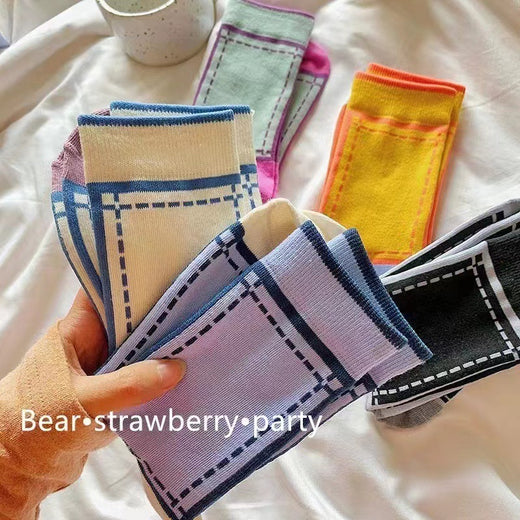 Women's Colorful Mid-calf Socks With Color-blocking Design
