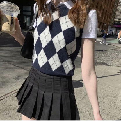 Retro Preppy Style Versatile Diamond-Check BM Knitted Vest