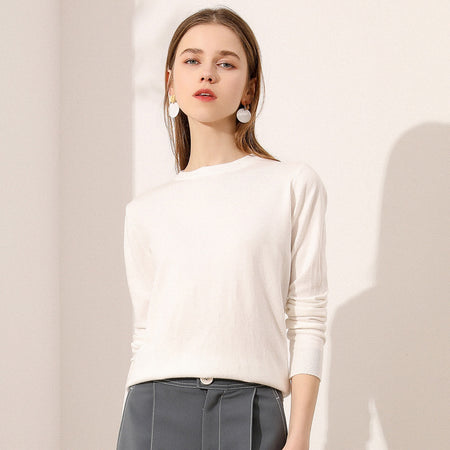 Lightweight Long-sleeve Crew-neck Wool Knit Sweater