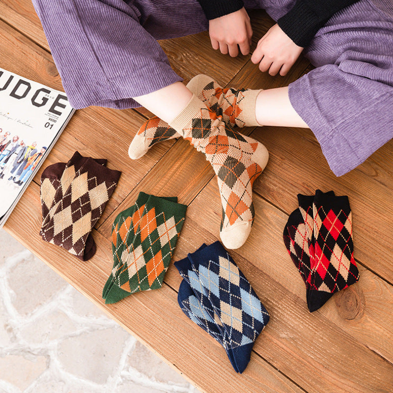 AutumnWinter Diamond-Patterned Women's Mid-Calf Socks