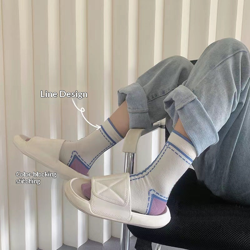Women's Colorful Mid-calf Socks With Color-blocking Design